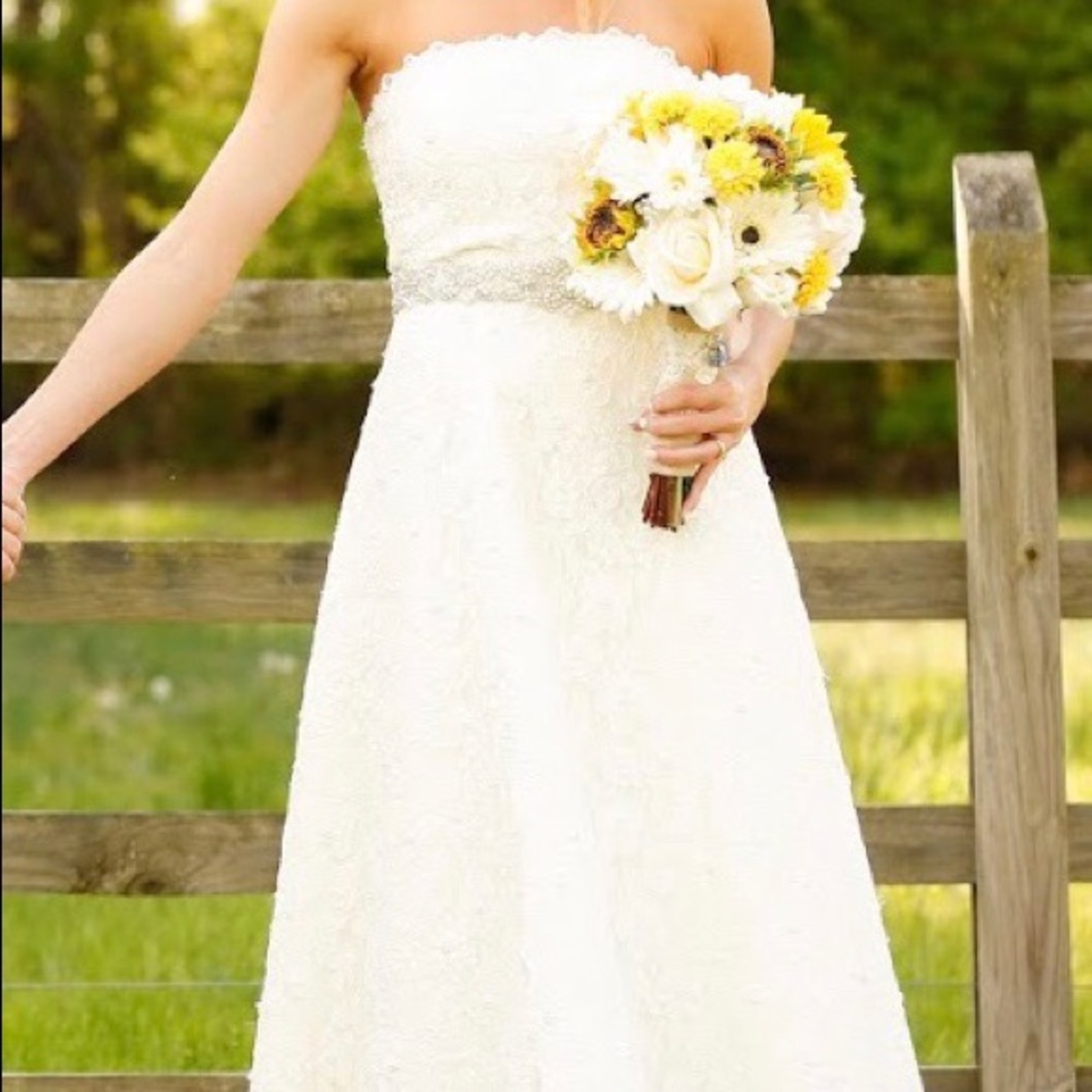 Wedding dress